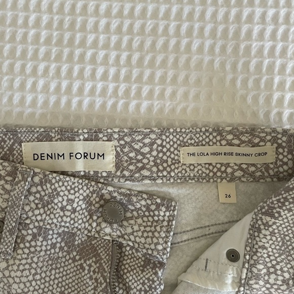 Denim Forum Lola Jeans - Picture 4 of 4